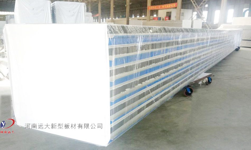 聚氨酯封边岩棉屋面(图1)
